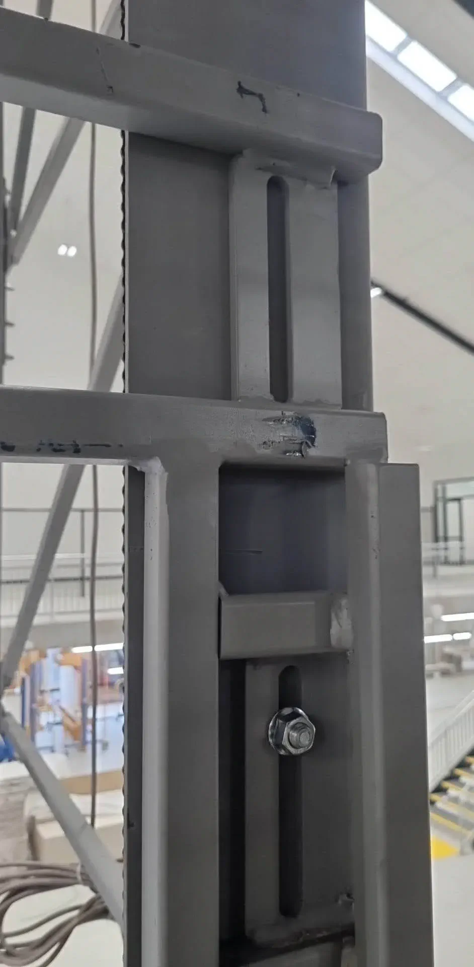 Hansen & Yuncken TasTAFE WET CoE - 4S Goods Lift