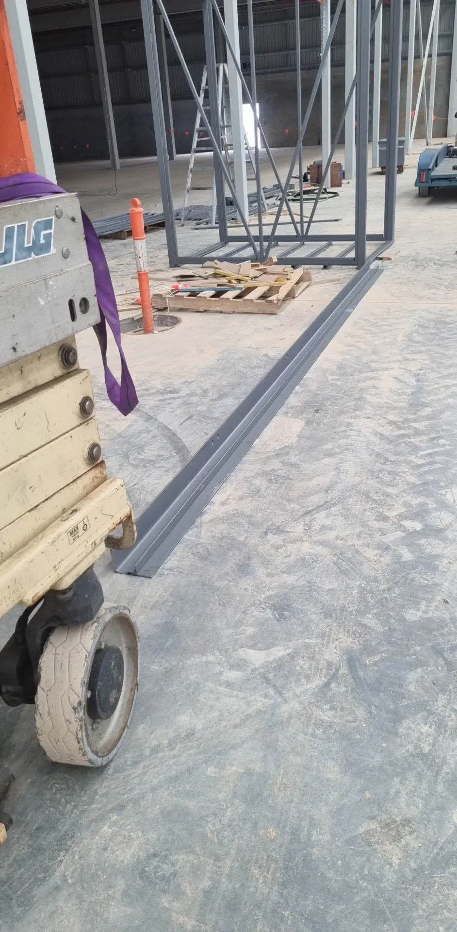 Douglas Construction and Engineering - QLD Coca Cola Goods Lift