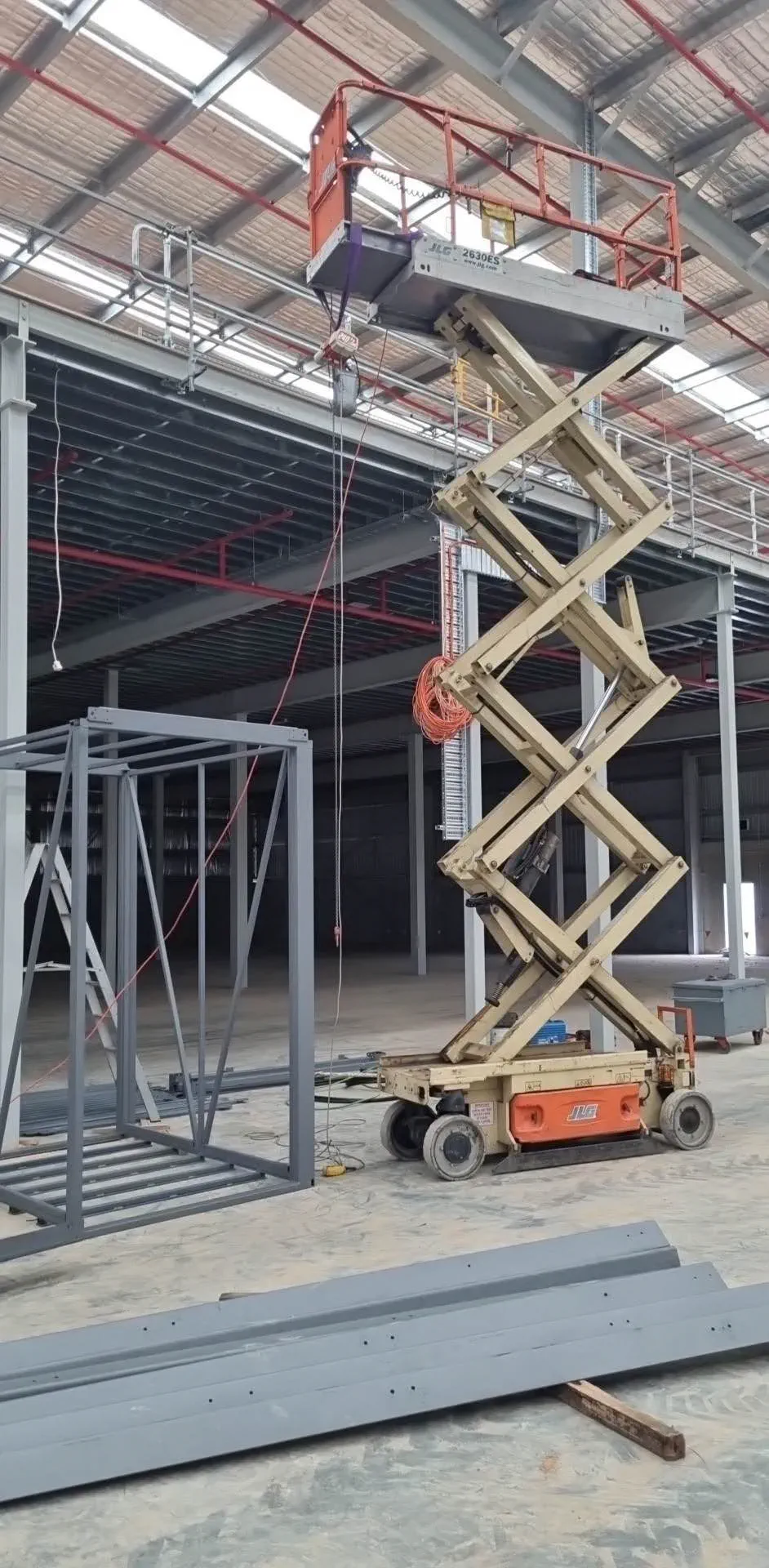 Douglas Construction and Engineering - QLD Coca Cola Goods Lift